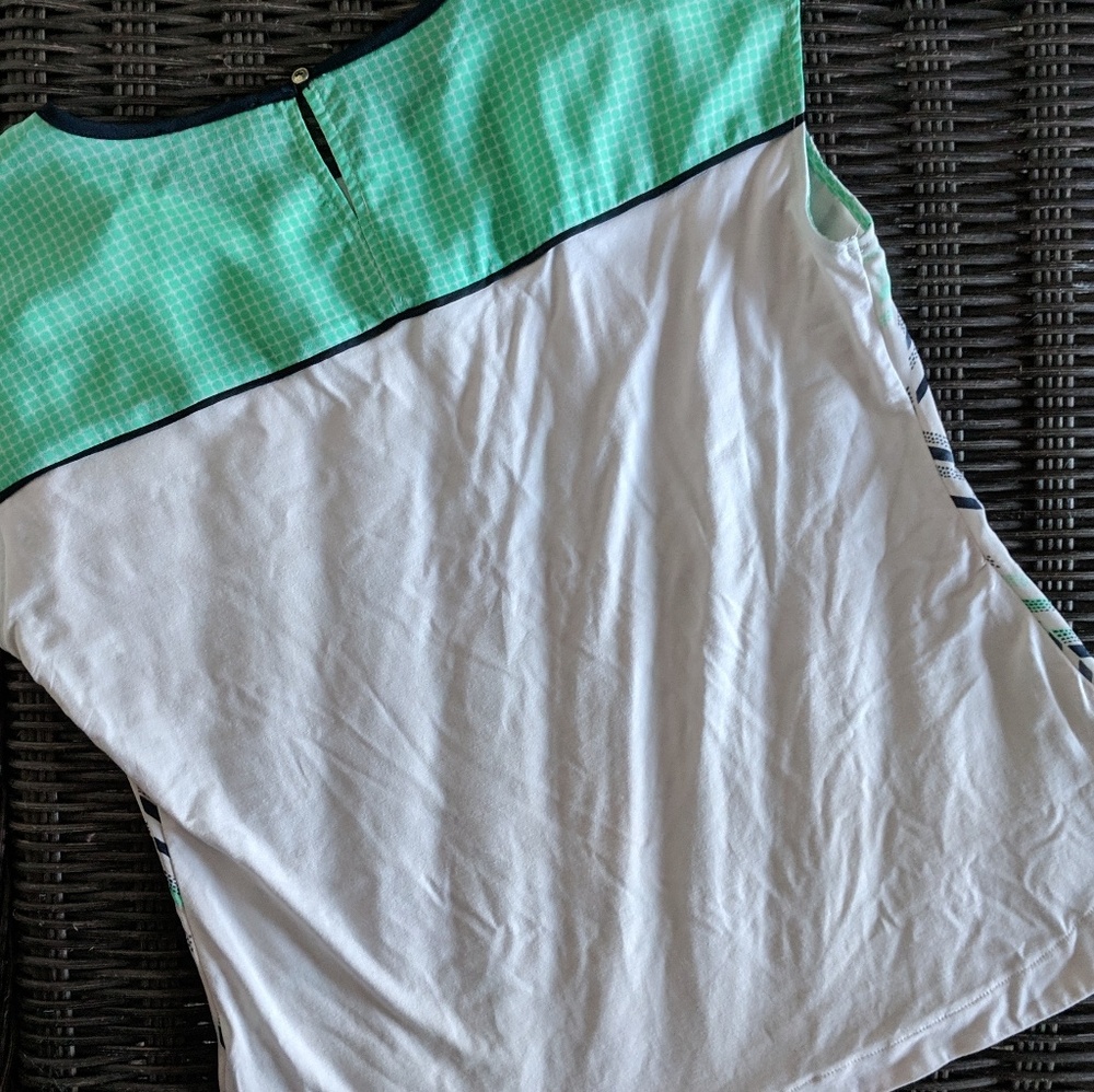 🔥 The Limited Sleeveless Top - Picture 2 of 5